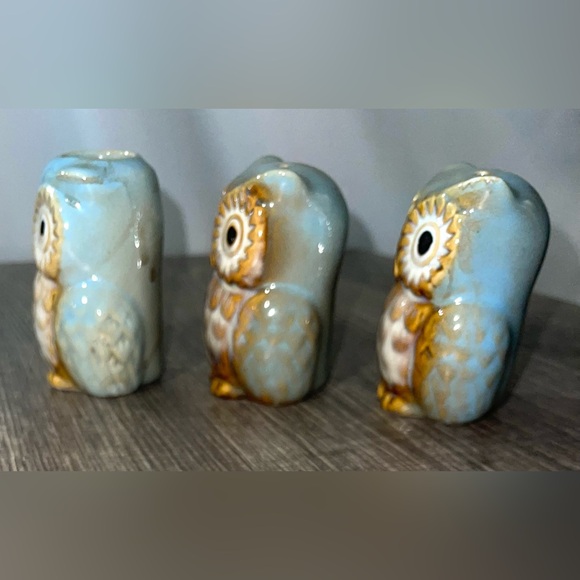 Vintage Owl Salt And Pepper Shaker Set with Matching Toothpick Holder - Picture 3 of 8